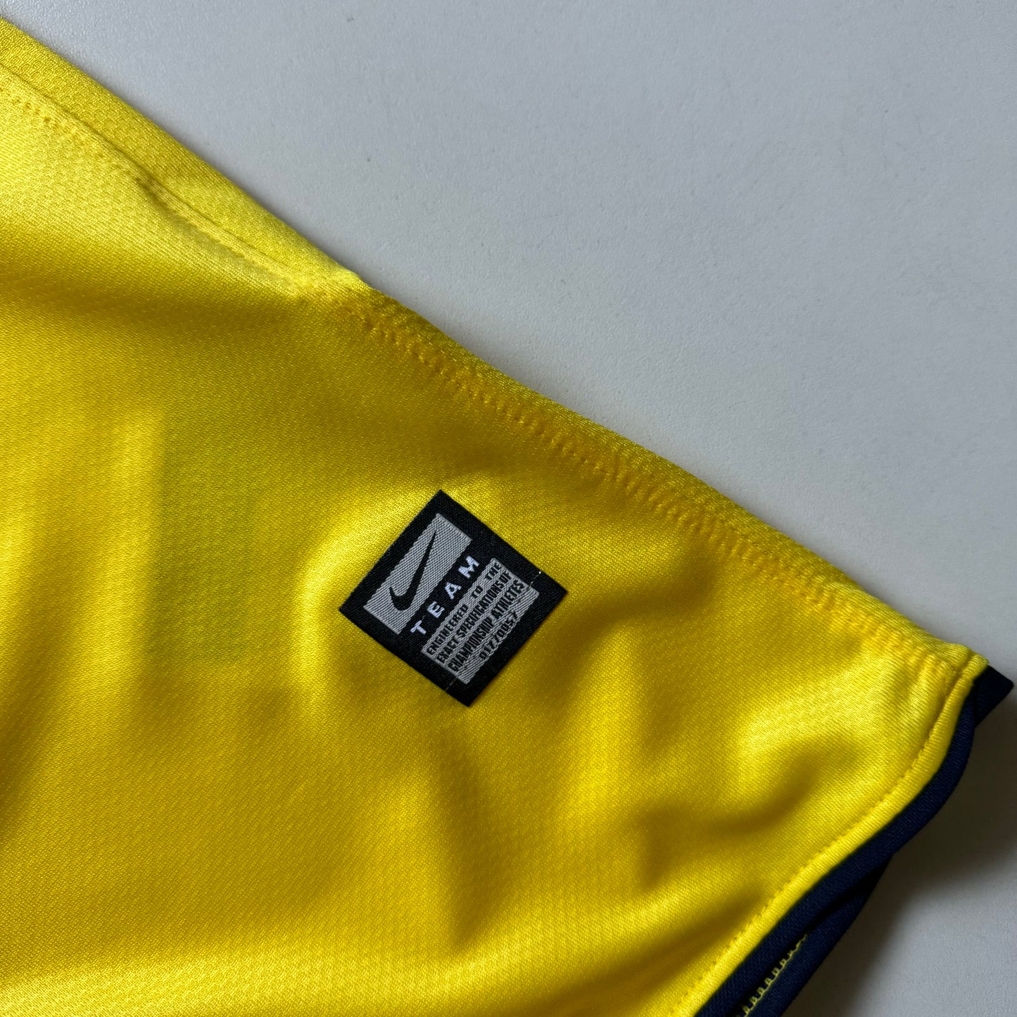 RETRO BARCELONA THIRD 2009/10 CUSTOM “I AM FAVELA”