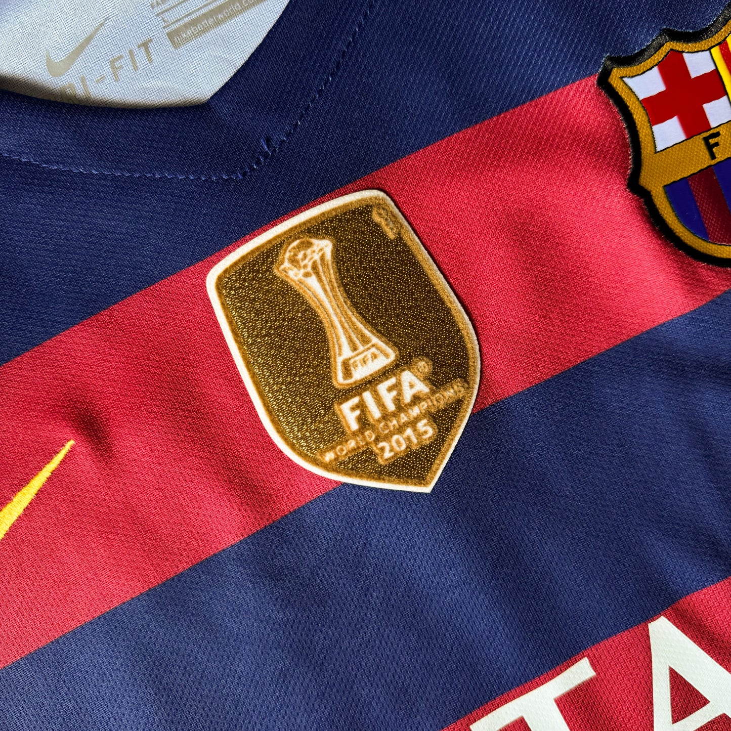 Maillot domicile FC Barcelone 2015/16 rétro + patchs Neymar Jr #11
