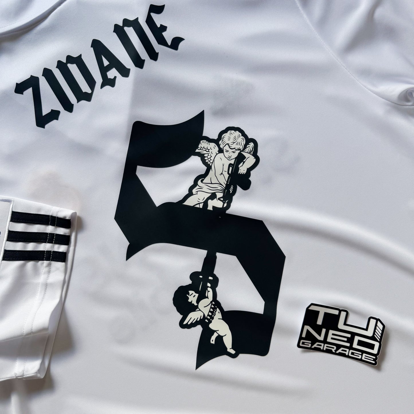 RETRO REAL MADRID 2003/04 HOME JERSEY WHITE + PATCHES CUSTOM ANGELS