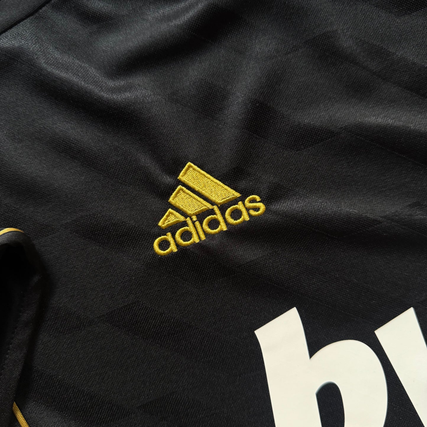 RETRO REAL MADRID AWAY JERSEY 2011/12