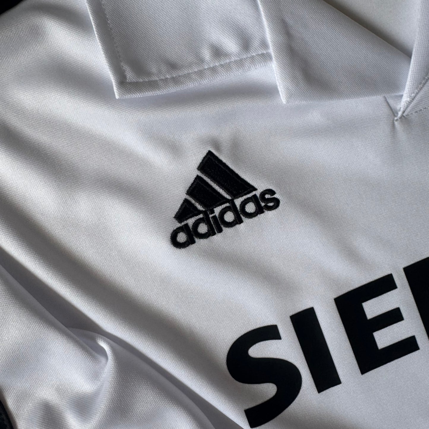 RETRO REAL MADRID 2003/04 HOME JERSEY WHITE + PATCHES