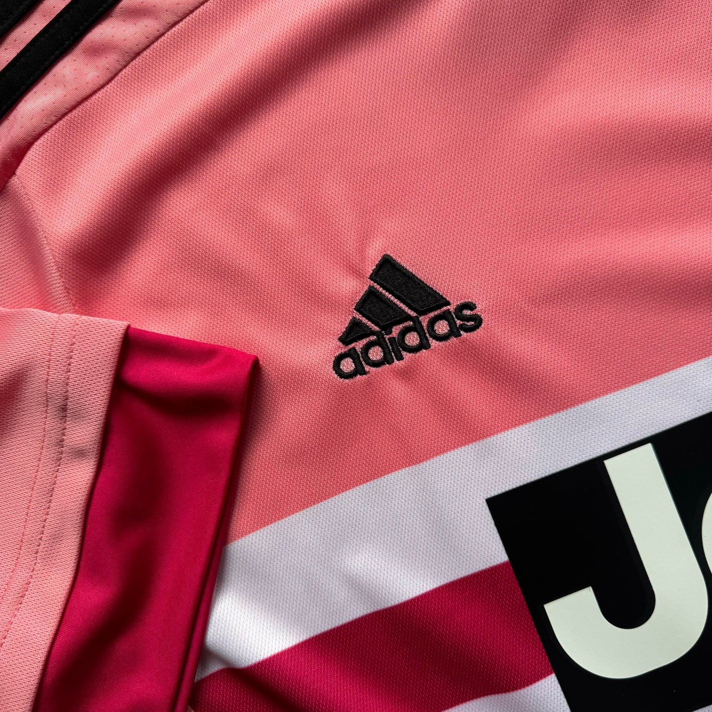 RETRO JUVENTUS 15/16 PINK CUSTOM GOKUDRAGON