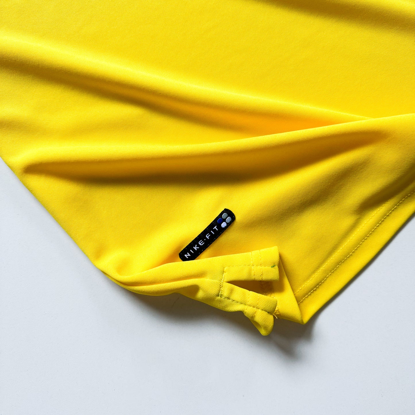 CAMISETA AMARILLA RETRO BRASIL 98