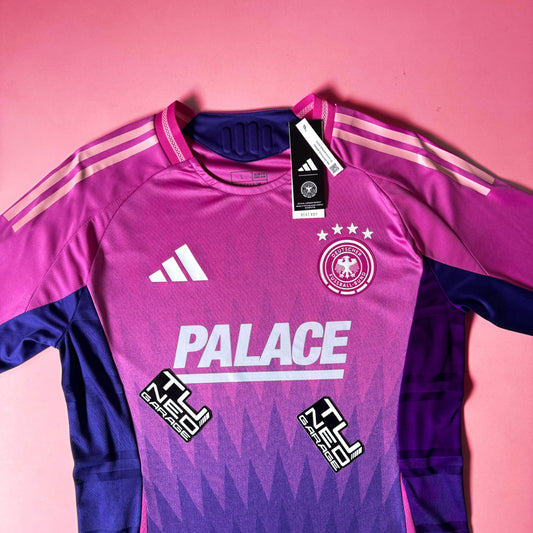 PALACE x ALLEMAGNE (MAILLOT EXTÉRIEUR 2024/25 AUTHENTIQUE MANCHES LONGUES)