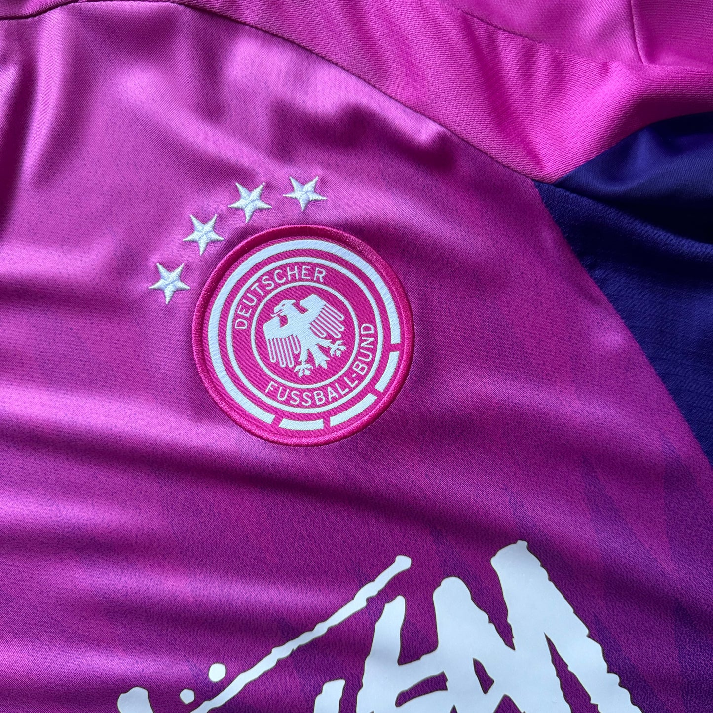 SPONSOR DE L'ALLEMAGNE À L'EXTÉRIEUR 2024/25