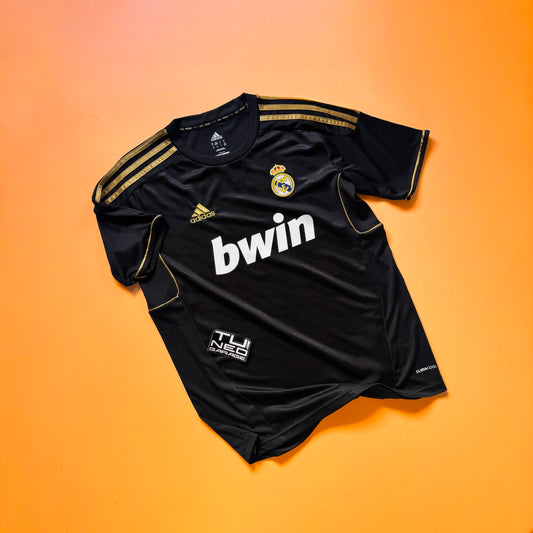 RETRO REAL MADRID AWAY JERSEY 2011/12