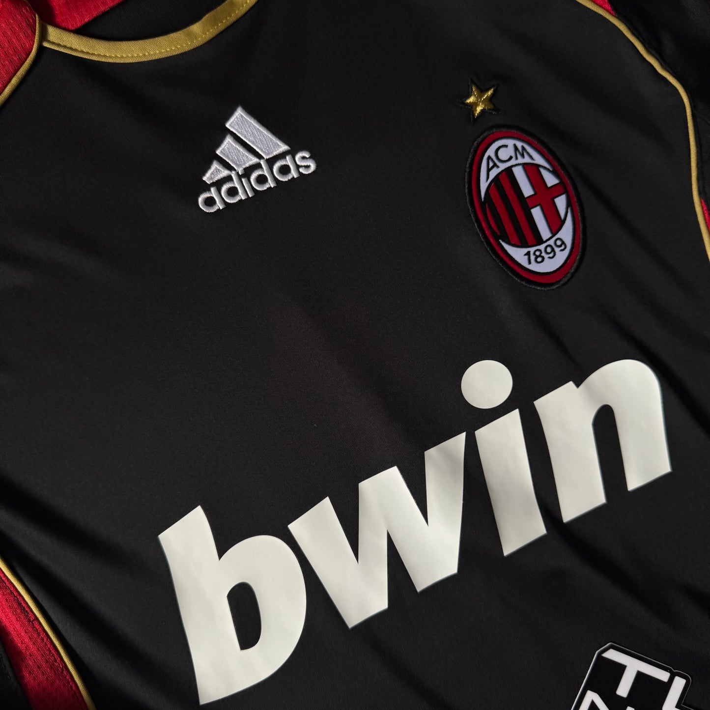 SYNA x AC MILAN (MAILLOT RÉTRO THIRD 2007/08 NOIR MANCHES LONGUES) CUSTOM ANGELS