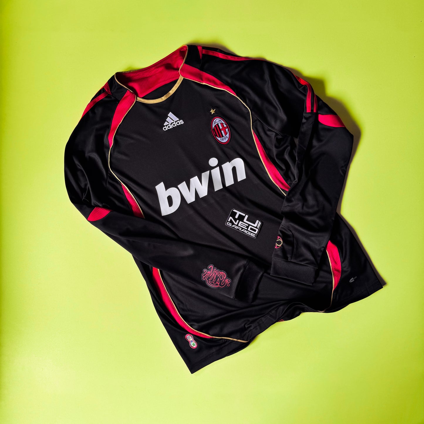 SYNA x AC MILAN (MAILLOT RÉTRO THIRD 2007/08 NOIR MANCHES LONGUES) CUSTOM ANGELS